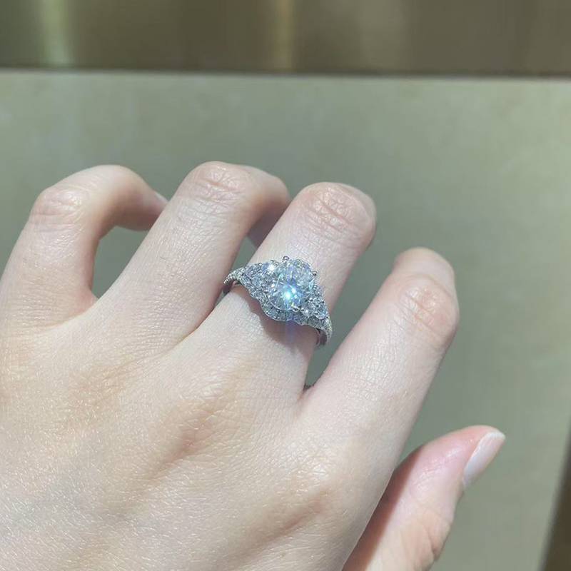 Affordable Luxury蛋形Women's RingS925银镀白金定制选款主石Moissanite2.0ct/副石高碳钻